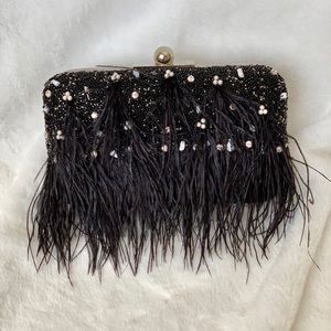 Black clutch